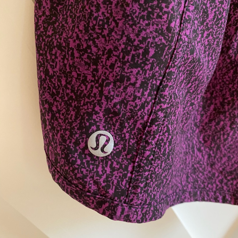 Like new rare purple lululemon tracker shorts sz8